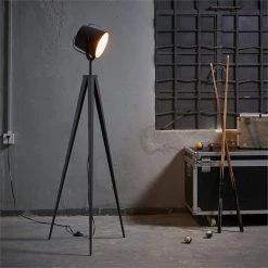 Promo 😉 Teamson Design Versanora Artiste Tripod Floor Lamp In Black And Rose Gold 🛒 -Henn&Hart shop 1520664 L